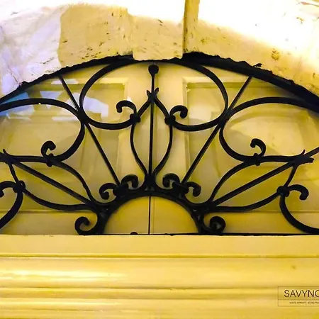 아파트 Berth 1 Savynomad Harbour Residences Bormla Quiet, Curated Heritage, Ground Floor Retreat Cospicua