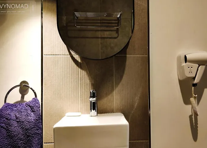 Berth 1 Savynomad Harbour Residences Bormla Quiet, Curated Heritage, Ground Floor Retreat