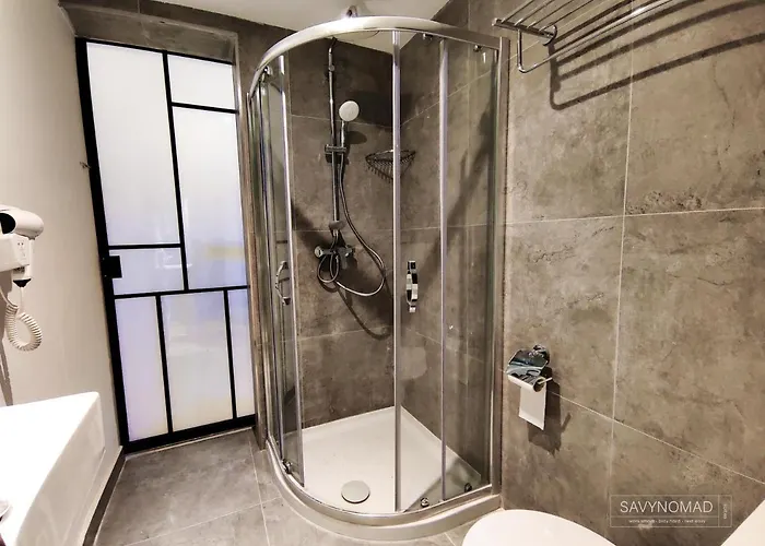 Berth 1 Savynomad Harbour Residences Bormla Quiet, Curated Heritage, Ground Floor Retreat * Cospicua