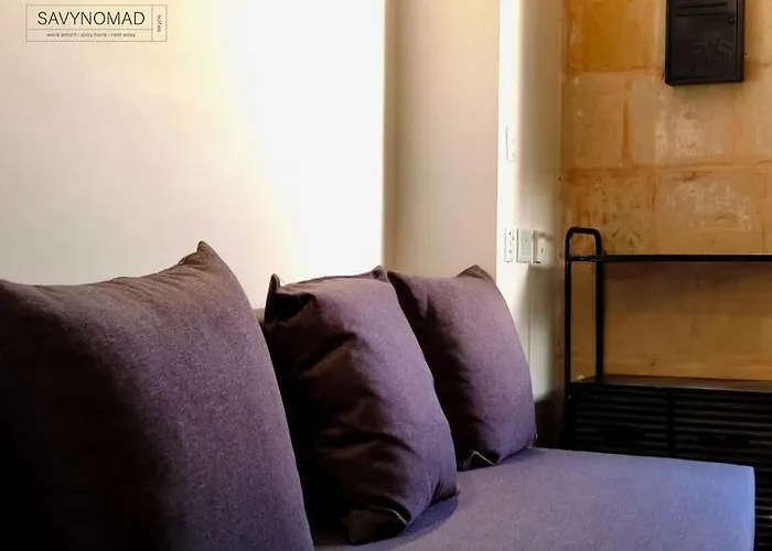Berth 1 Savynomad Harbour Residences Bormla Quiet, Curated Heritage, Ground Floor Retreat アパート Cospicua